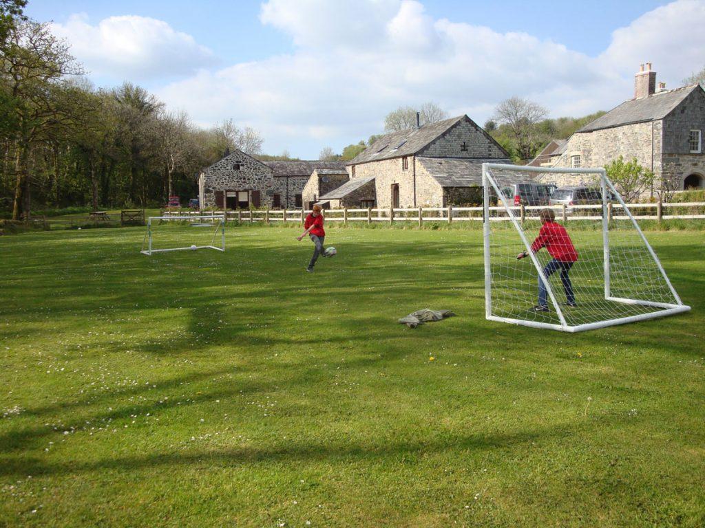 Self-catering-football-pitch