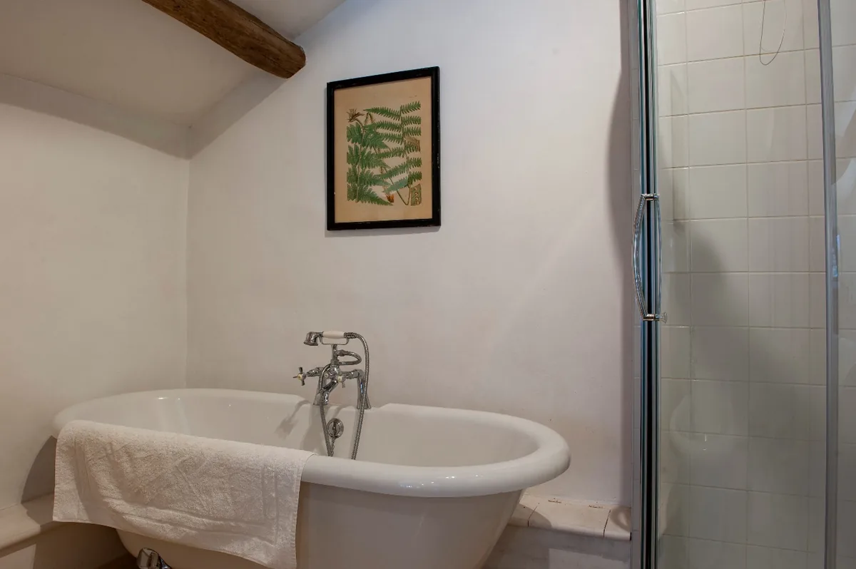 Bathroom Giles - self-catering holiday cottage Dartmoor